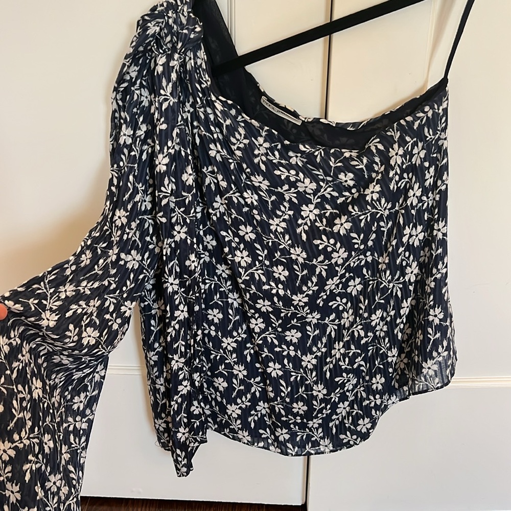 Ulla Johnson navy & white floral one shoulder top, size 0. Excellent condition!